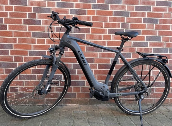 Cube Touring Hybride One 625  58cm Rahmen