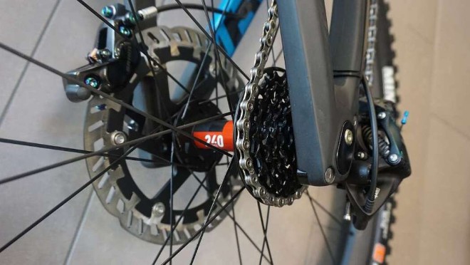 Mondraker Summum Carbon