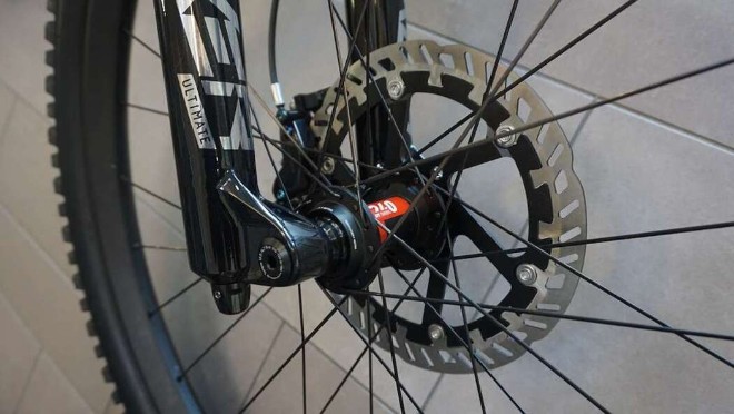 Mondraker Summum Carbon
